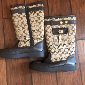 Coach snow boots